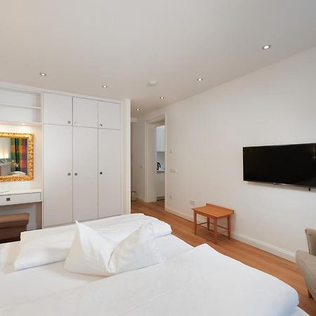 35Qm Deluxe Apartment Suites Im Stil Design Hotel Vosteen Naehe Der Kaiserburg Nuremberg Bagian luar foto